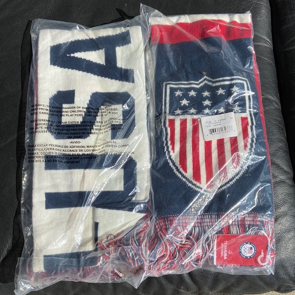 Team USA Olympic Games Scarfs - Picture 1 of 1